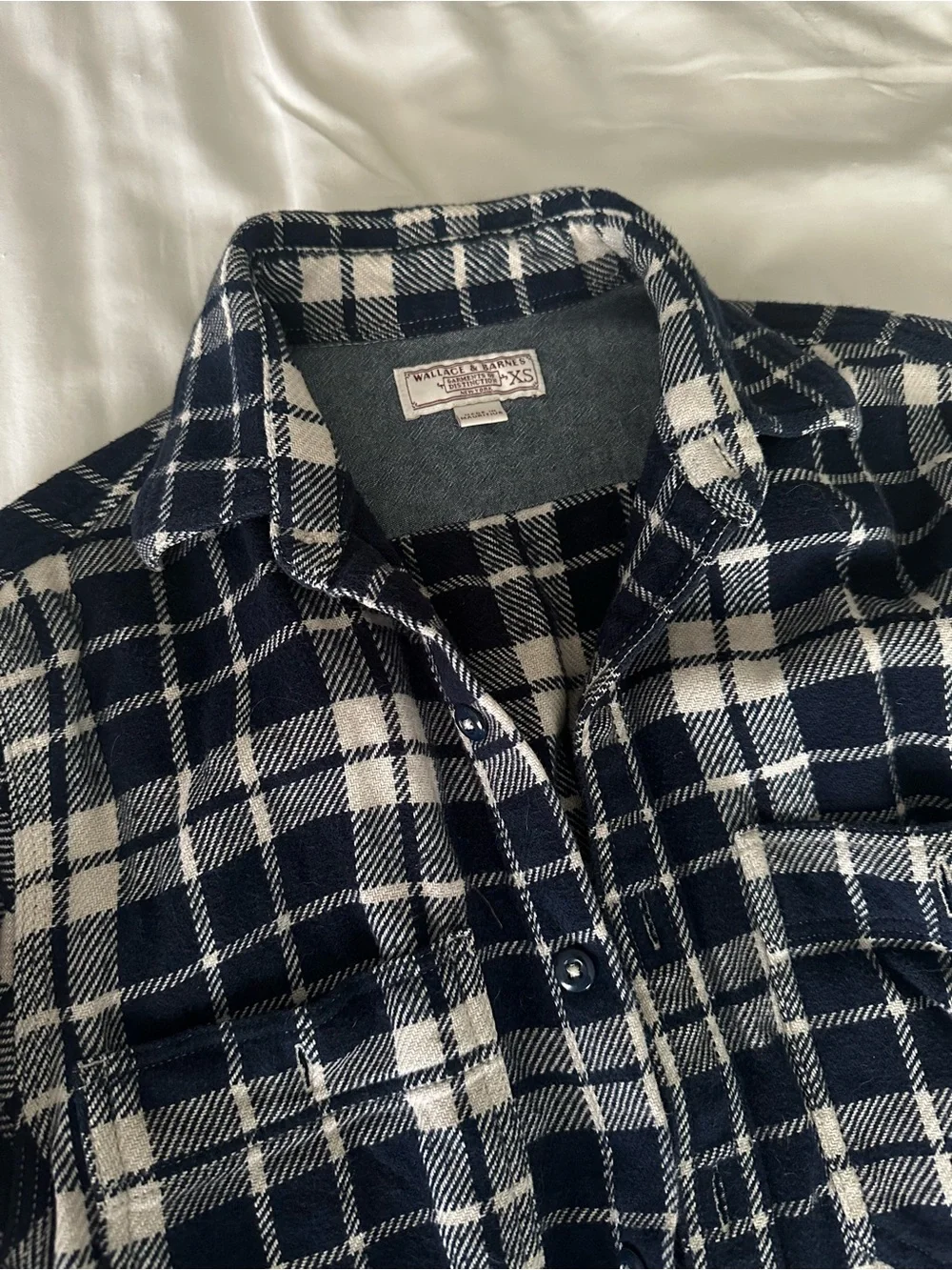 Wallace Barnes Navy White flannel